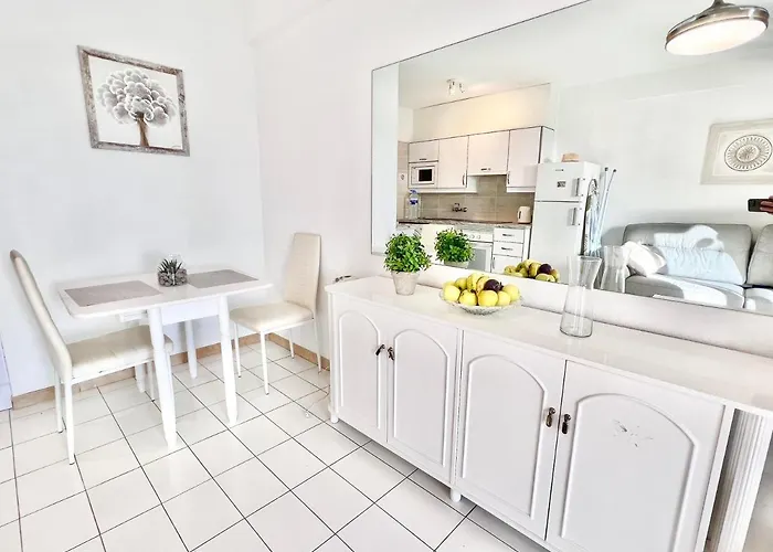 Cristianos 1 Bed Apartament